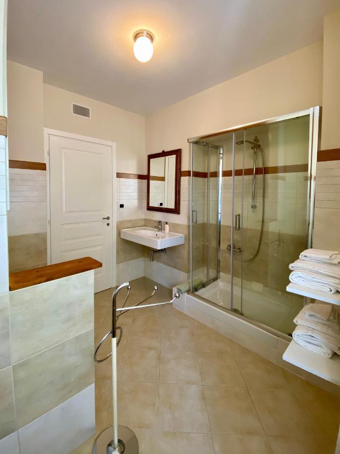 Liberty Room And Breakfast Borgo Val di Taro Ngoại thất bức ảnh