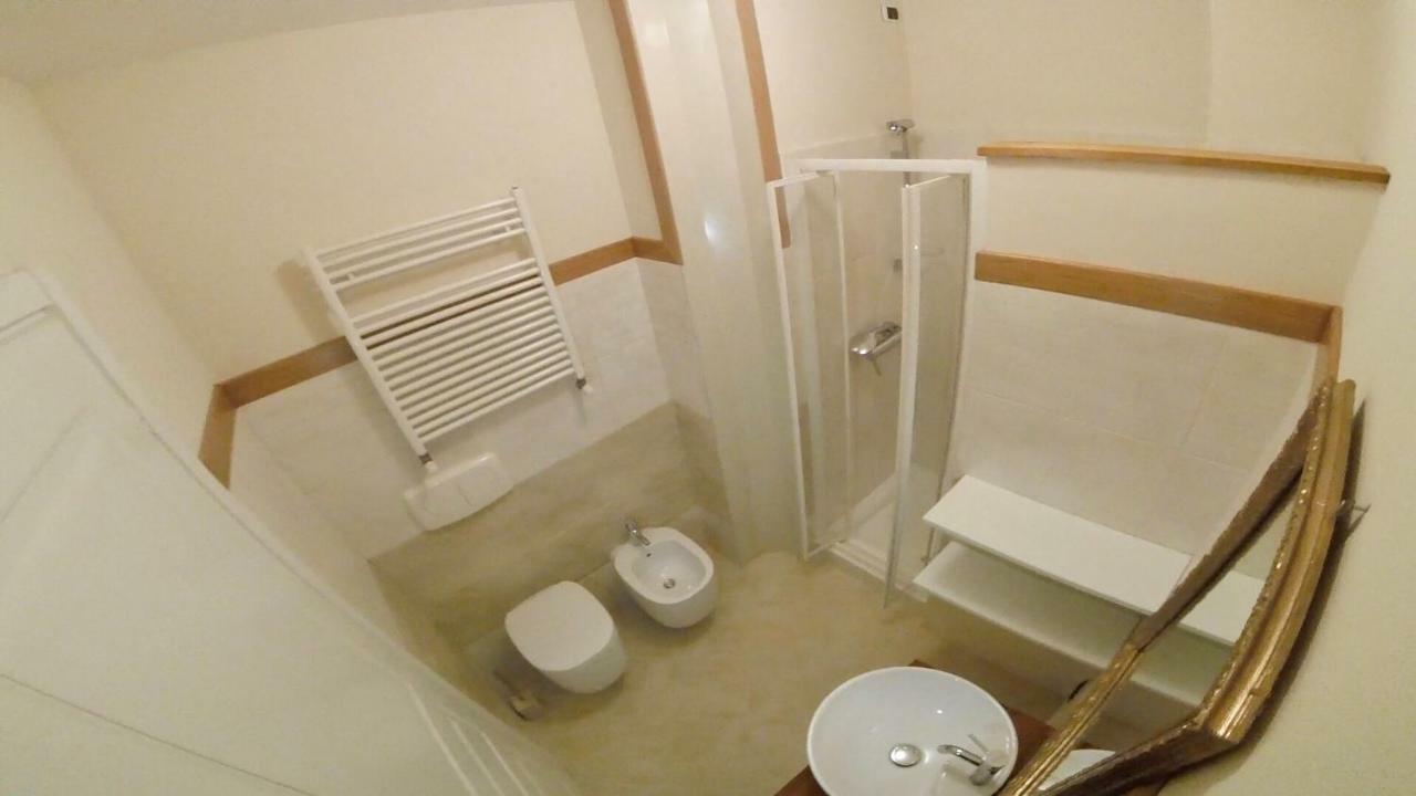 Liberty Room And Breakfast Borgo Val di Taro Ngoại thất bức ảnh
